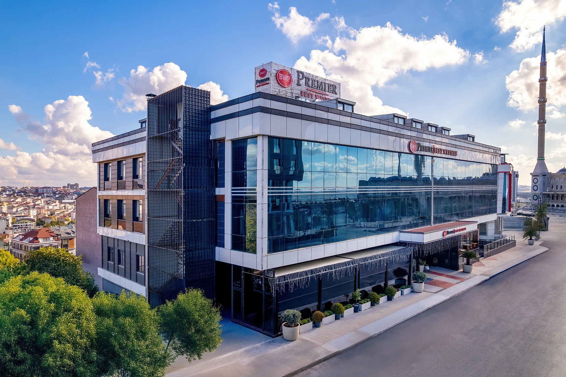 Main Building (Previous) 02